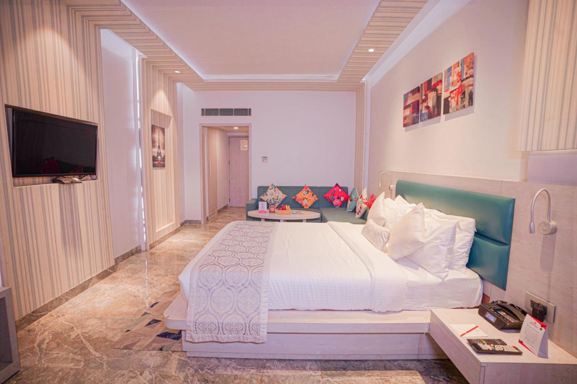 Hotel Swarn Towers Bareilly Exteriér fotografie