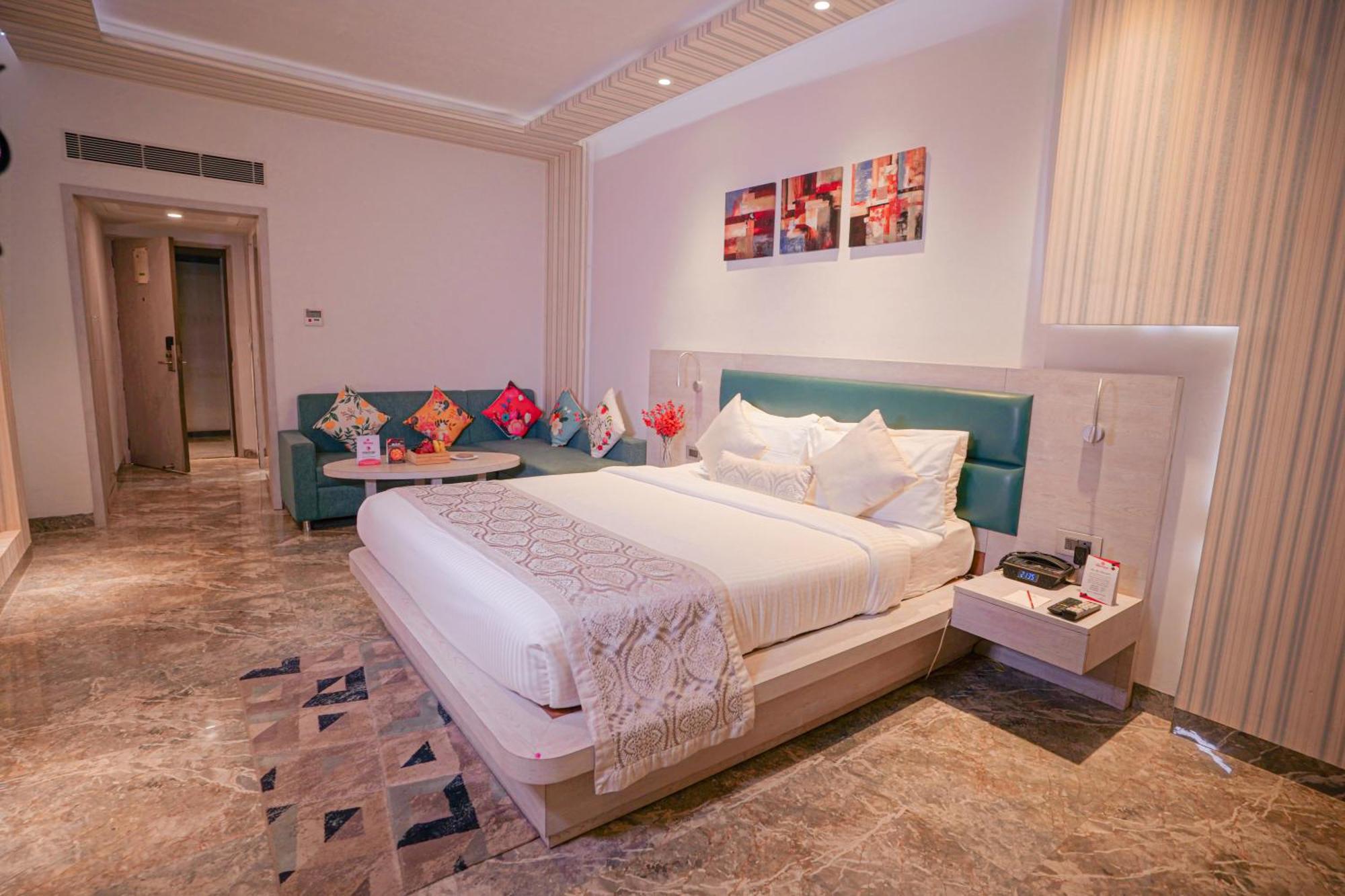 Hotel Swarn Towers Bareilly Exteriér fotografie