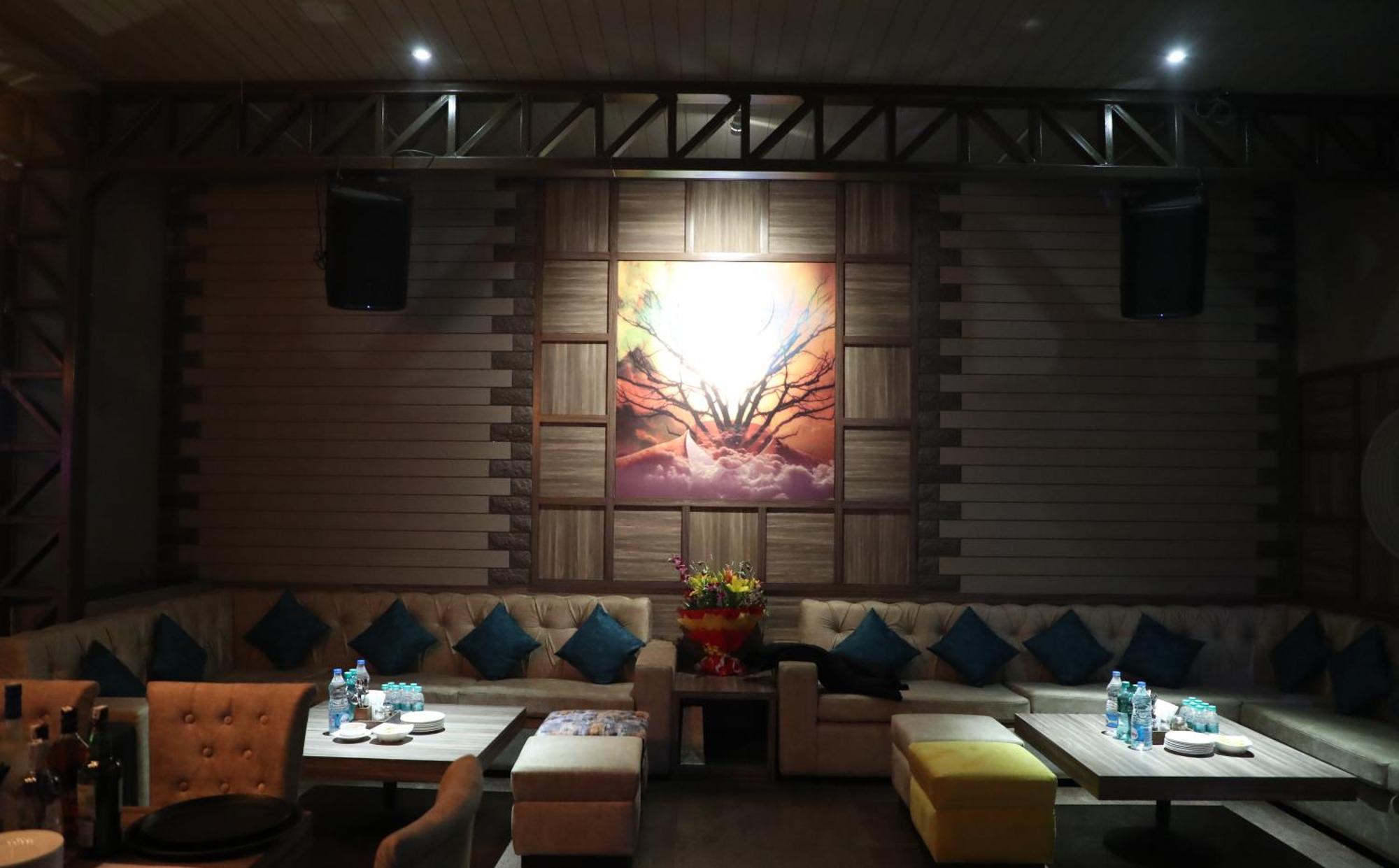 Hotel Swarn Towers Bareilly Exteriér fotografie